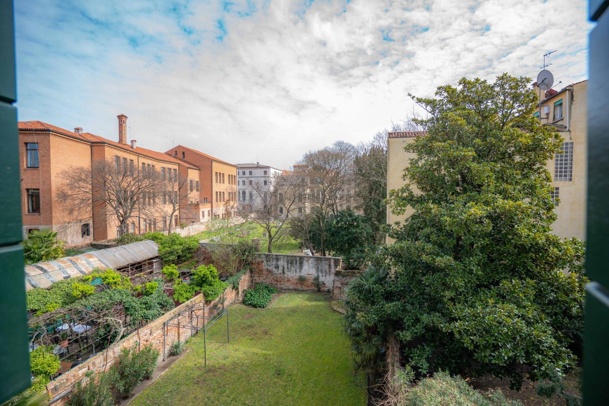 San Trovaso Apartman Velence Kültér fotó