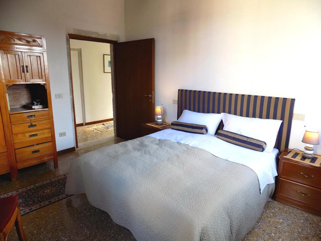 San Trovaso Apartman Velence Kültér fotó