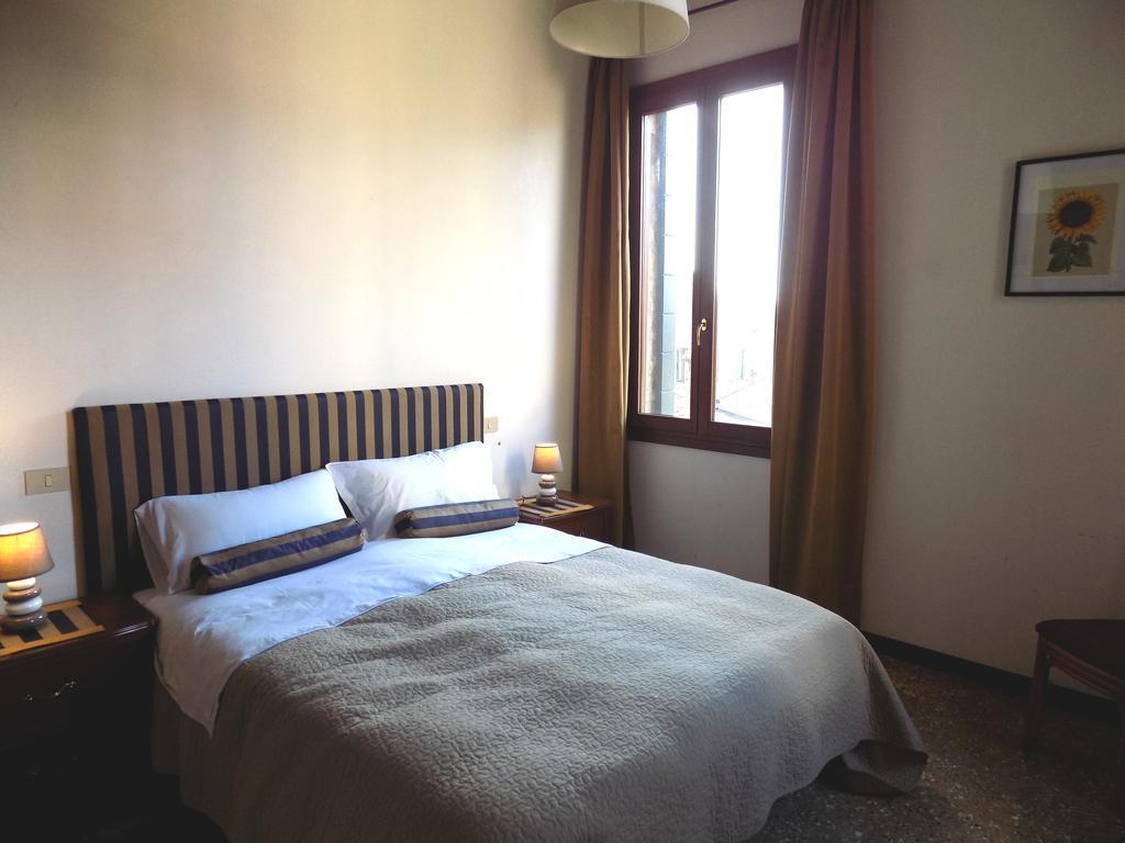San Trovaso Apartman Velence Kültér fotó