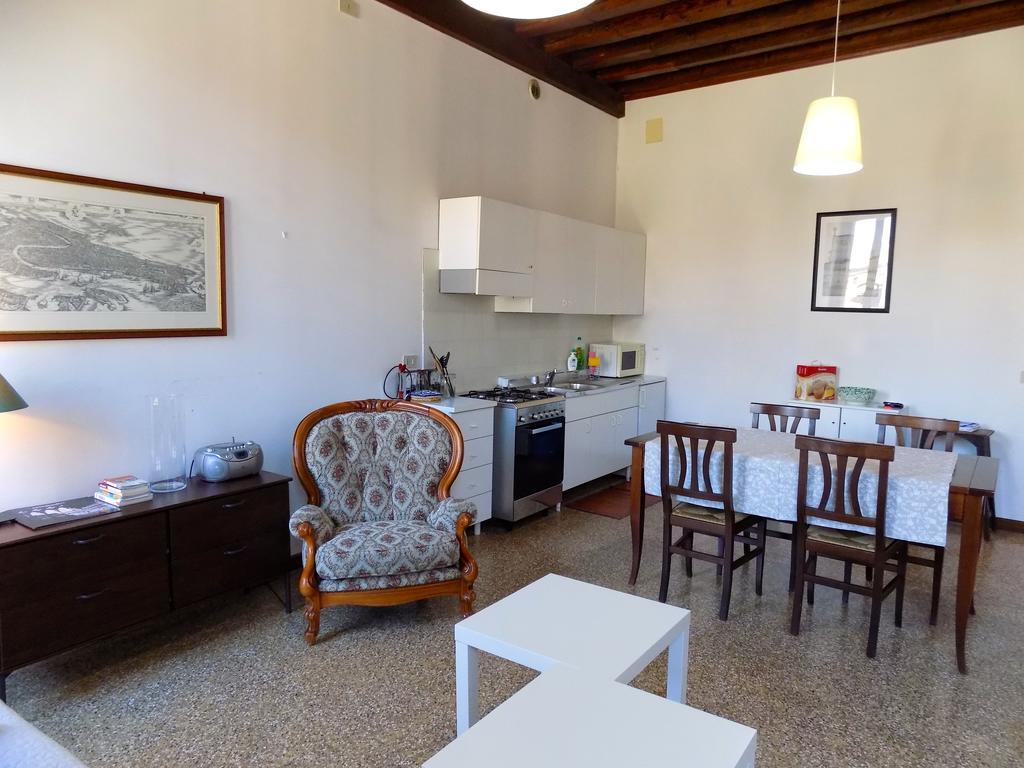 San Trovaso Apartman Velence Kültér fotó