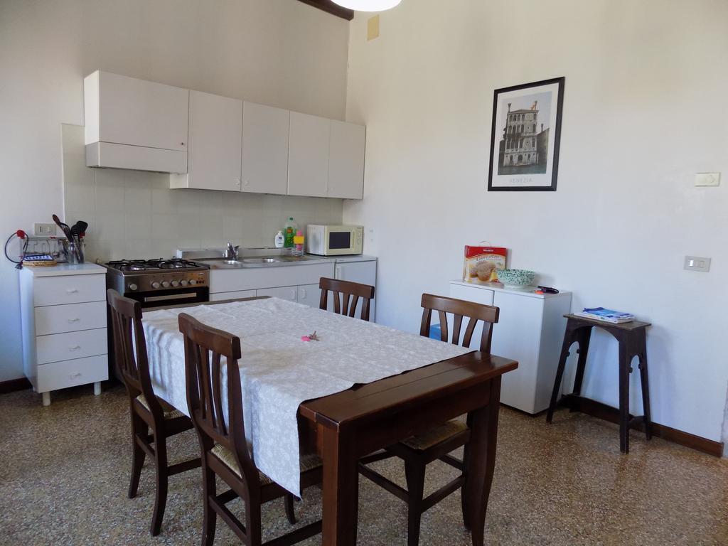 San Trovaso Apartman Velence Kültér fotó